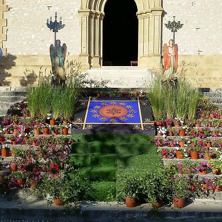 לינה וארוחת בוקר קוסטונאצ'י La Casa Dei Nonni מראה חיצוני תמונה