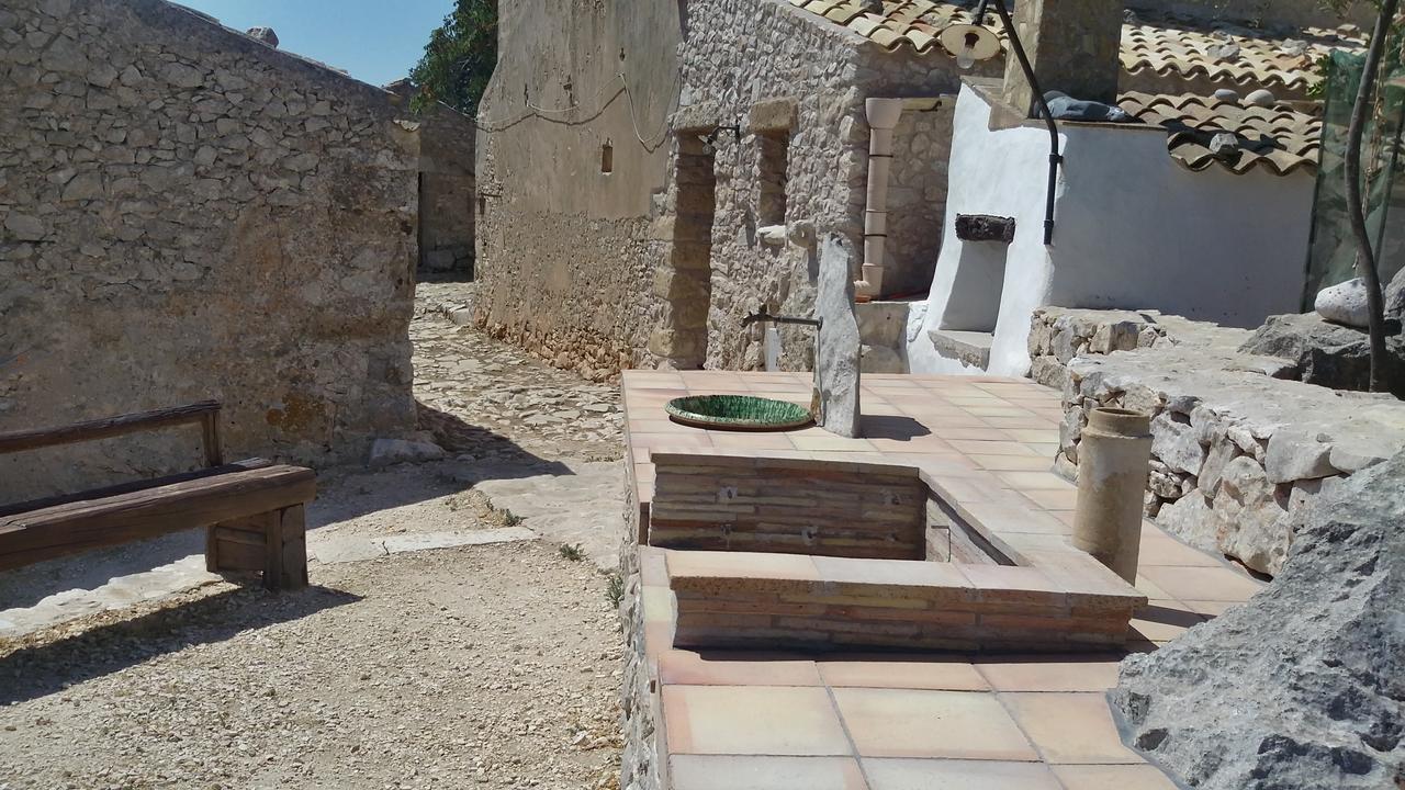 לינה וארוחת בוקר קוסטונאצ'י La Casa Dei Nonni מראה חיצוני תמונה